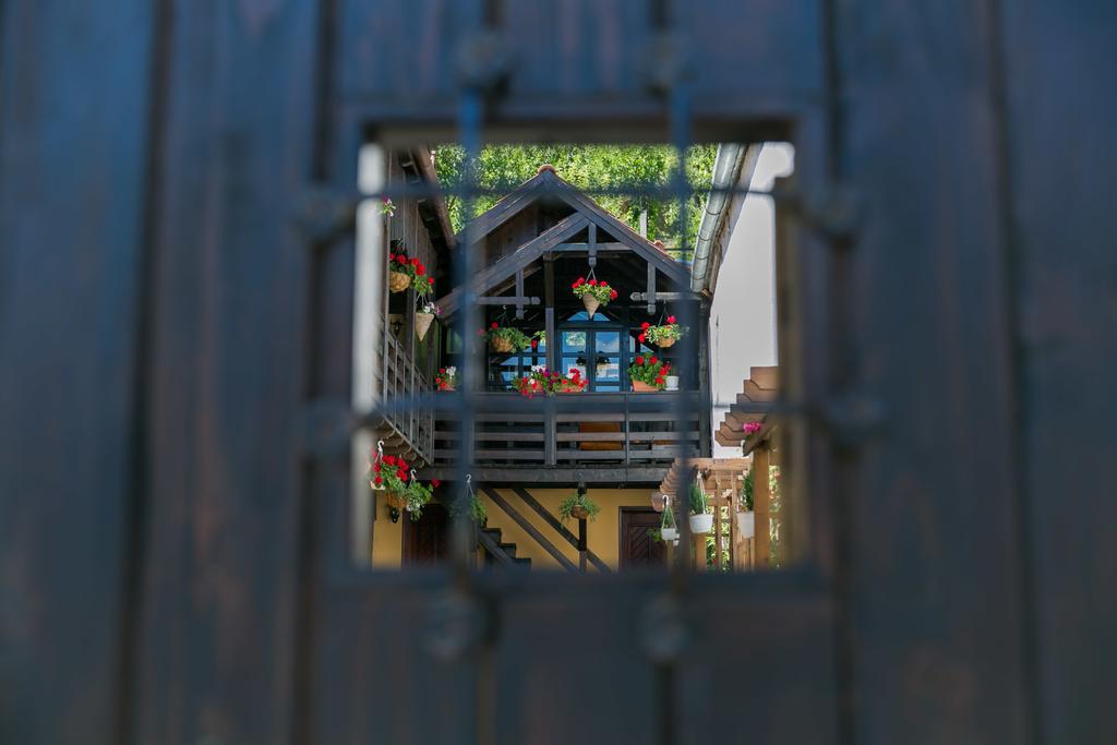 Готель Casa Cu Cerdac Сігішоара Екстер'єр фото