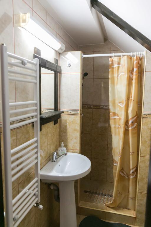 Готель Casa Cu Cerdac Сігішоара Екстер'єр фото