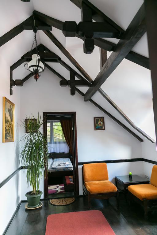 Готель Casa Cu Cerdac Сігішоара Екстер'єр фото