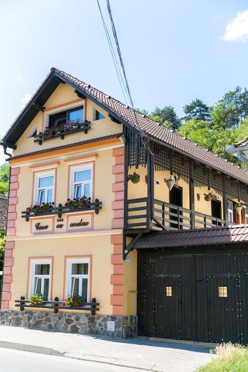 Готель Casa Cu Cerdac Сігішоара Екстер'єр фото